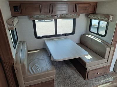 2022 Northwood Arctic Fox North Fork 25R   - Photo 25 - Medford, OR 97504