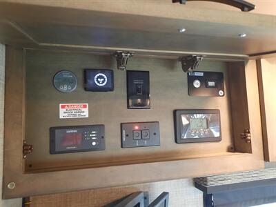 2025 Tiffin Wayfarer M-25LW - Photo 33 - Medford, OR 97504