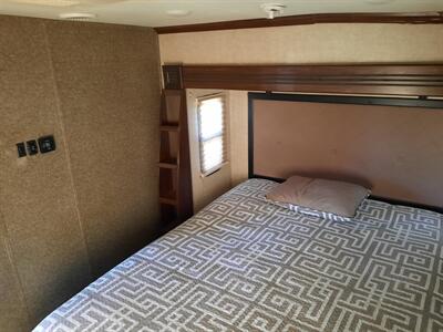 2016 Heartland Gateway 3400 SE - Photo 14 - Medford, OR 97504