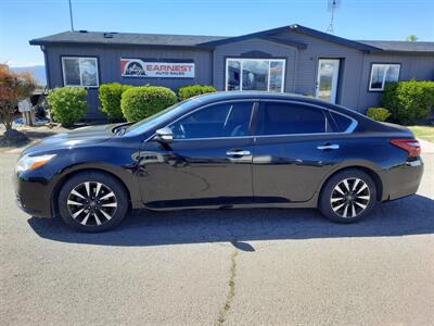 2018 Nissan Altima 2.5 S   - Photo 2 - Medford, OR 97504