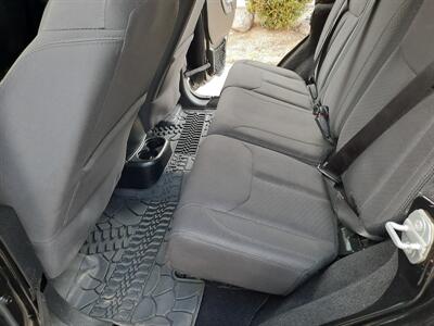 2017 Jeep Wrangler Unlimited Sport   - Photo 8 - Roseburg, OR 97470