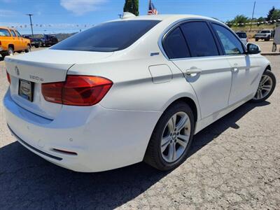 2018 BMW 330e iPerformance 4dr Sedan   - Photo 2 - Roseburg, OR 97470