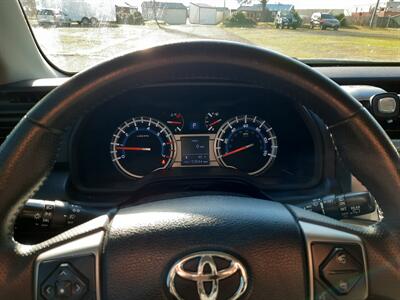 2019 Toyota 4Runner SR5   - Photo 15 - Roseburg, OR 97470