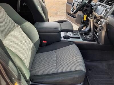 2019 Toyota 4Runner SR5   - Photo 7 - Medford, OR 97504