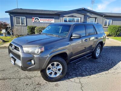 2019 Toyota 4Runner SR5   - Photo 3 - Roseburg, OR 97470