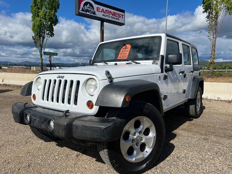 2013 Jeep Wrangler Sport 4x4 4dr SUV  