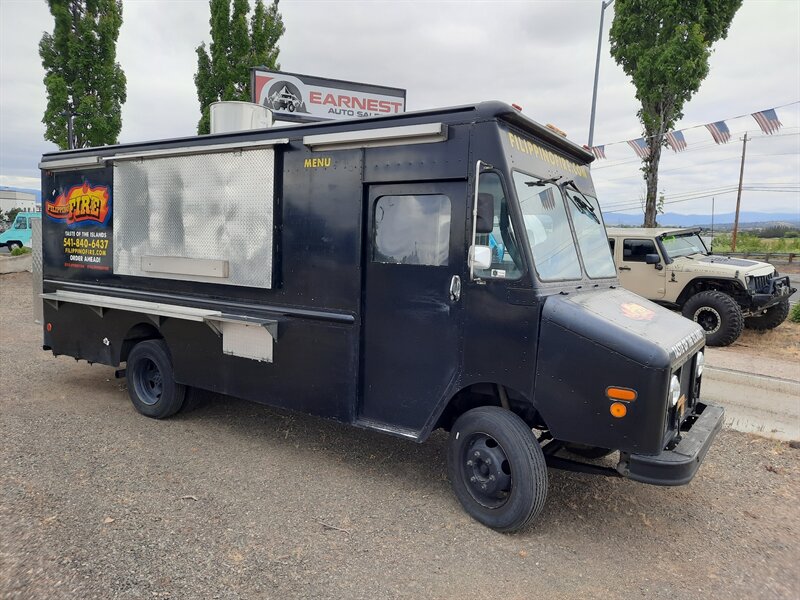 1995 Oshkosh MT16FD Street Vender  Food Truck