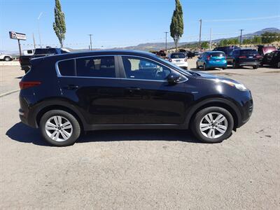 2018 Kia Sportage LX   - Photo 5 - Roseburg, OR 97470