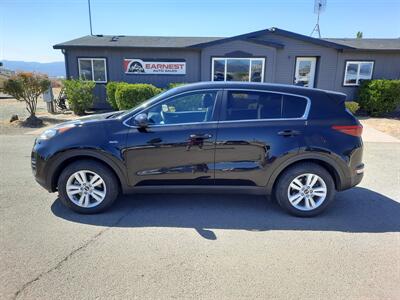 2018 Kia Sportage LX   - Photo 3 - Roseburg, OR 97470