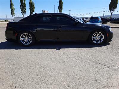 2016 Chrysler 300C 4dr Sedan   - Photo 5 - Roseburg, OR 97470