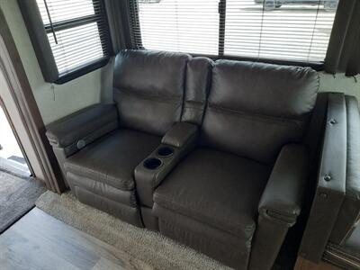 2020 Keystone Cougar 29 MBS   - Photo 11 - Medford, OR 97504
