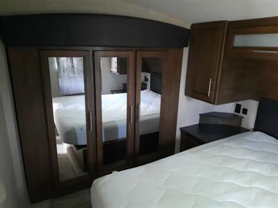 2020 Keystone Cougar 29 MBS   - Photo 20 - Medford, OR 97504