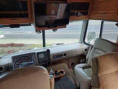 2004 Workhorse W22  GM Vortec 8100 - Photo 12 - Medford, OR 97504