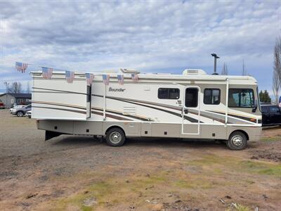 2004 Workhorse W22  GM Vortec 8100 - Photo 7 - Medford, OR 97504