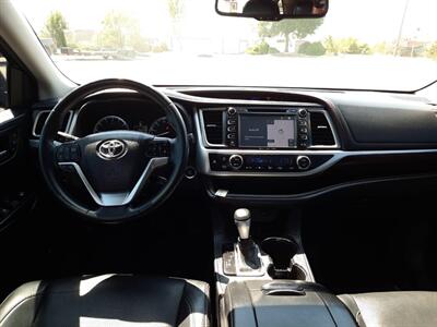 2016 Toyota Highlander Limited AWD 4dr SUV   - Photo 6 - Roseburg, OR 97470