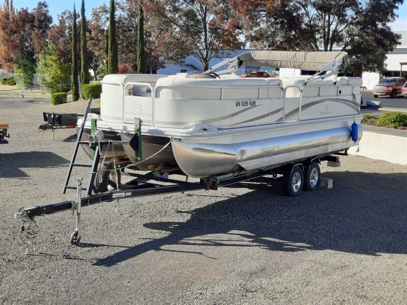 2006 Bennington 2275 RL - Photo 1 - Roseburg, OR 97470