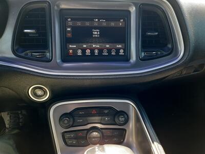 2019 Dodge Challenger SXT   - Photo 12 - Medford, OR 97504