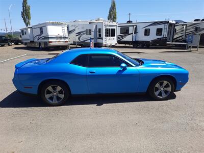 2019 Dodge Challenger SXT   - Photo 4 - Medford, OR 97504