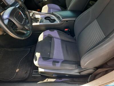 2019 Dodge Challenger SXT   - Photo 8 - Medford, OR 97504