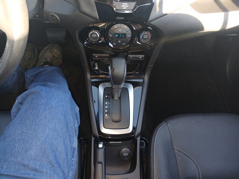 2014 Ford Fiesta Titanium - Photo 11 - Albuquerque, NM 87121