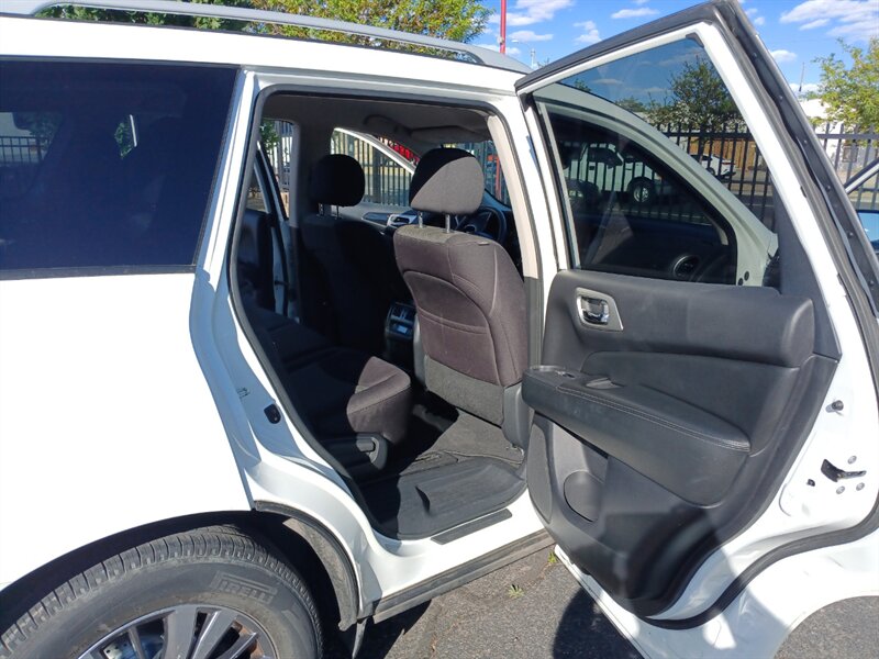 2018 Nissan Pathfinder SV - Photo 14 - Albuquerque, NM 87121