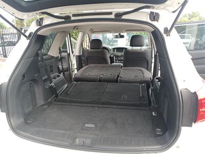 2018 Nissan Pathfinder SV, Fully Serviced - Photo 19 - Albuquerque, NM 87121