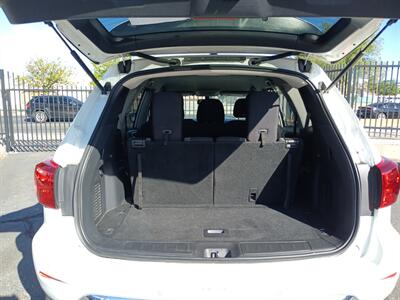 2018 Nissan Pathfinder SV, Fully Serviced - Photo 15 - Albuquerque, NM 87121