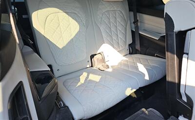 2023 BMW X7 xDrive40i   - Photo 13 - Matthews, NC 28104