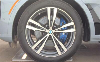 2023 BMW X7 xDrive40i   - Photo 8 - Matthews, NC 28104