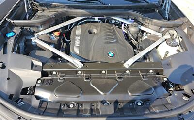 2023 BMW X7 xDrive40i   - Photo 16 - Matthews, NC 28104