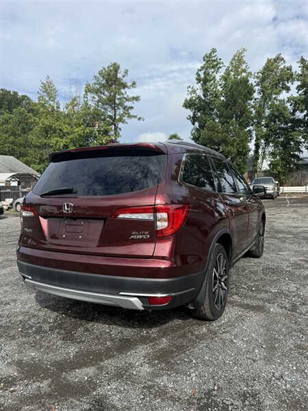 2022 Honda Pilot Elite  
