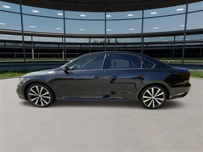2018 Volkswagen Passat V6 GT   - Photo 4 - Matthews, NC 28104
