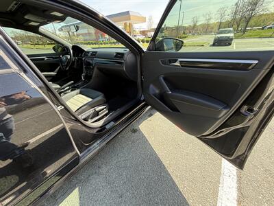 2018 Volkswagen Passat V6 GT   - Photo 10 - Matthews, NC 28104