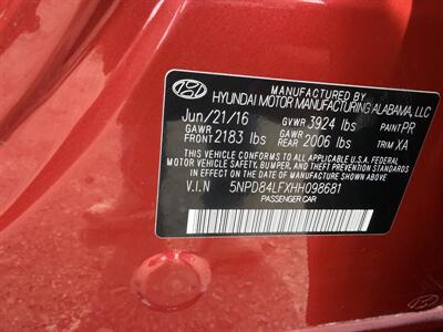 2017 Hyundai ELANTRA SE - Photo 9 - Matthews, NC 28104