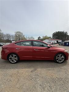 2017 Hyundai ELANTRA SE - Photo 5 - Matthews, NC 28104