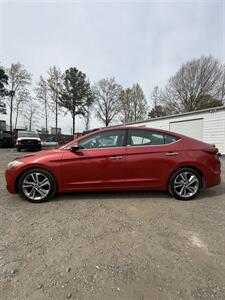 2017 Hyundai ELANTRA SE - Photo 4 - Matthews, NC 28104