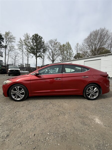 2017 Hyundai ELANTRA SE - Photo 4 - Matthews, NC 28104
