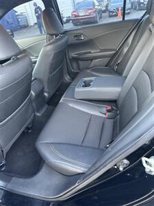 2017 Honda Accord Sport   - Photo 7 - Matthews, NC 28104