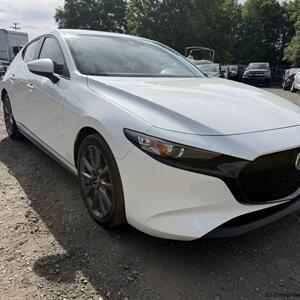 2022 Mazda Mazda3 Hatchback Select - Photo 2 - Matthews, NC 28104