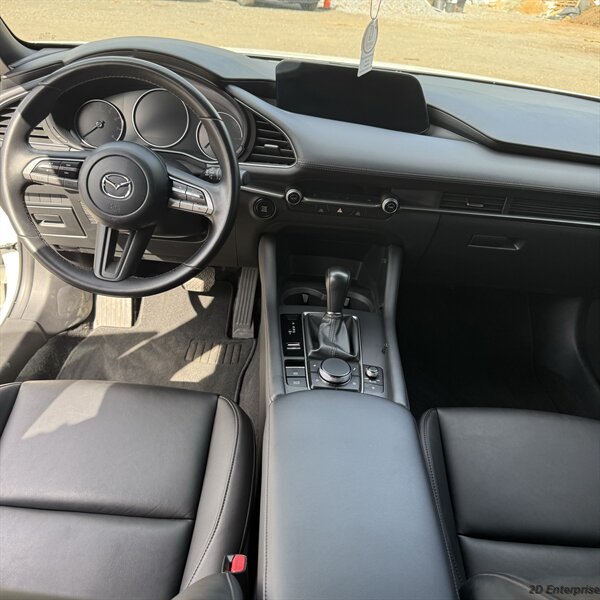 2022 Mazda Mazda3 Hatchback Select - Photo 10 - Matthews, NC 28104