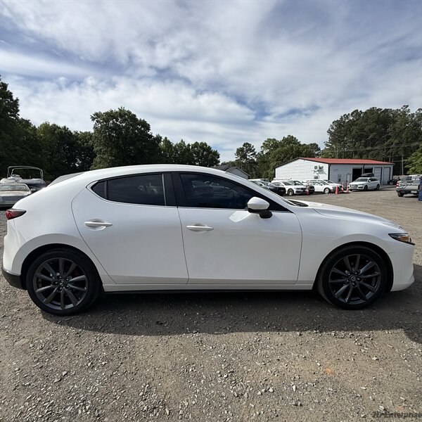 2022 Mazda Mazda3 Hatchback Select - Photo 5 - Matthews, NC 28104