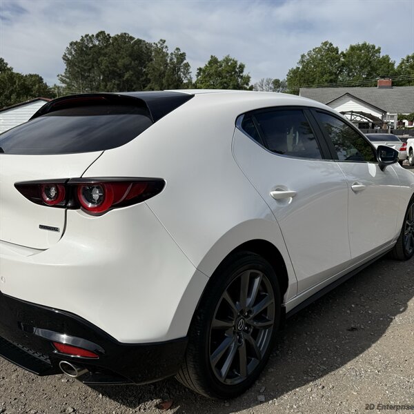 2022 Mazda Mazda3 Hatchback Select - Photo 8 - Matthews, NC 28104