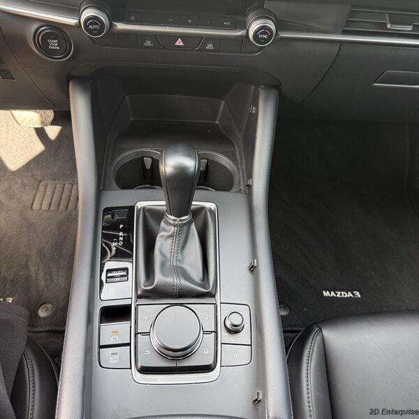 2022 Mazda Mazda3 Hatchback Select - Photo 16 - Matthews, NC 28104