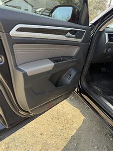 2022 Volkswagen Atlas V6 SE 4Motion   - Photo 18 - Matthews, NC 28104
