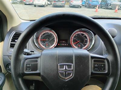 2014 Dodge Grand Caravan American Value Package   - Photo 10 - Matthews, NC 28104