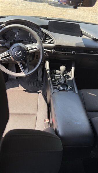 2021 Mazda Mazda3 Sedan 2.0 - Photo 13 - Matthews, NC 28104