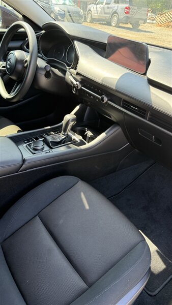 2021 Mazda Mazda3 Sedan 2.0 - Photo 15 - Matthews, NC 28104