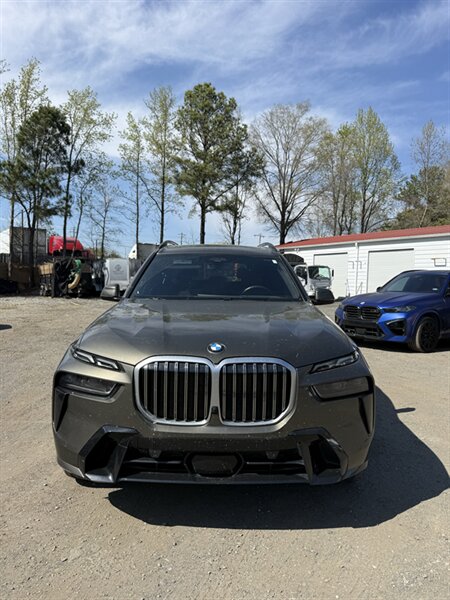 2023 BMW X7 xDrive40i   - Photo 1 - Matthews, NC 28104