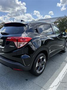 2018 Honda HR-V EX-L w/Navi   - Photo 3 - Matthews, NC 28104