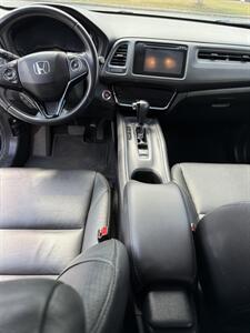 2018 Honda HR-V EX-L w/Navi   - Photo 10 - Matthews, NC 28104
